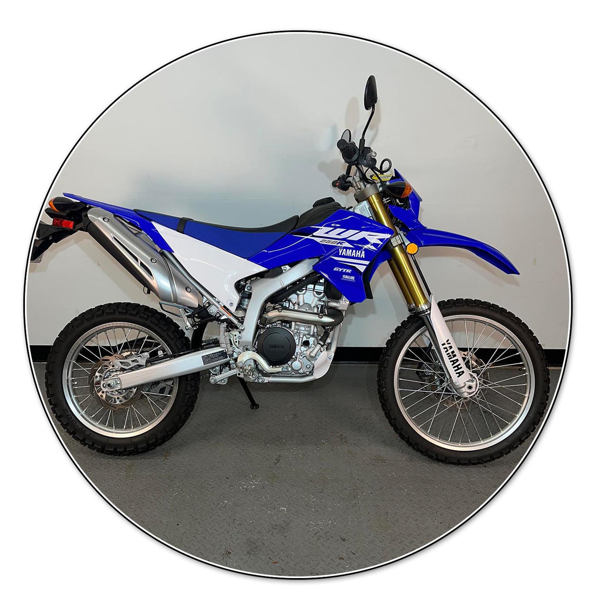 YAMAHA WR250R ほぼノーマル　状態良好 12850km 2017 Yamaha WR250R Review | A Motorcycle in the Middle
