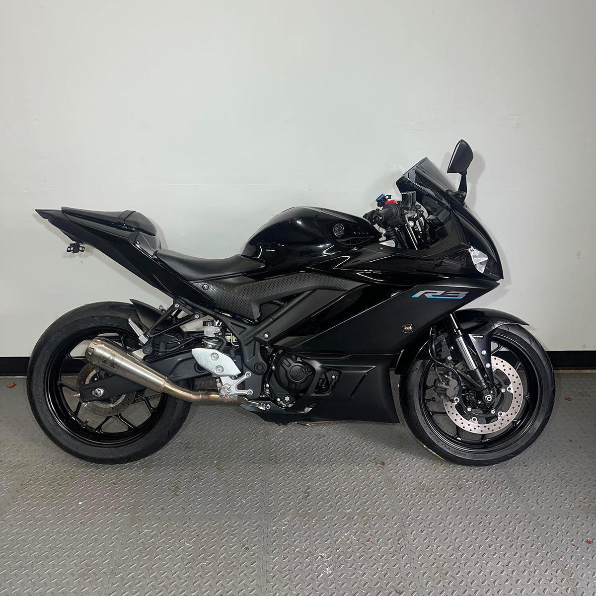 2023 Yamaha YZF R3 with Full Arrow Exhaust (7,629 Miles) – Redmond Used ...