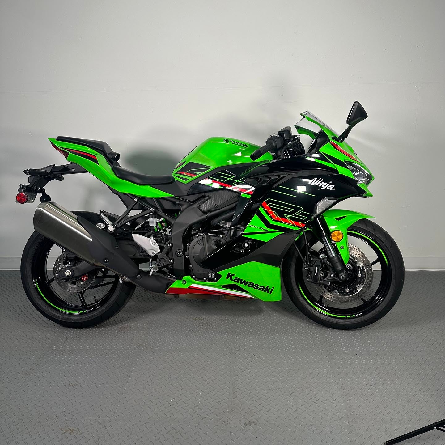 2023 Kawasaki Ninja ZX4RR (1,233 Miles) – Redmond Used Motorcycles