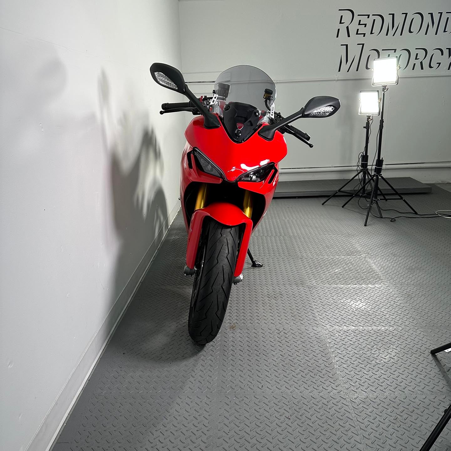 2023 Ducati Supersport 950 S (259 Miles)