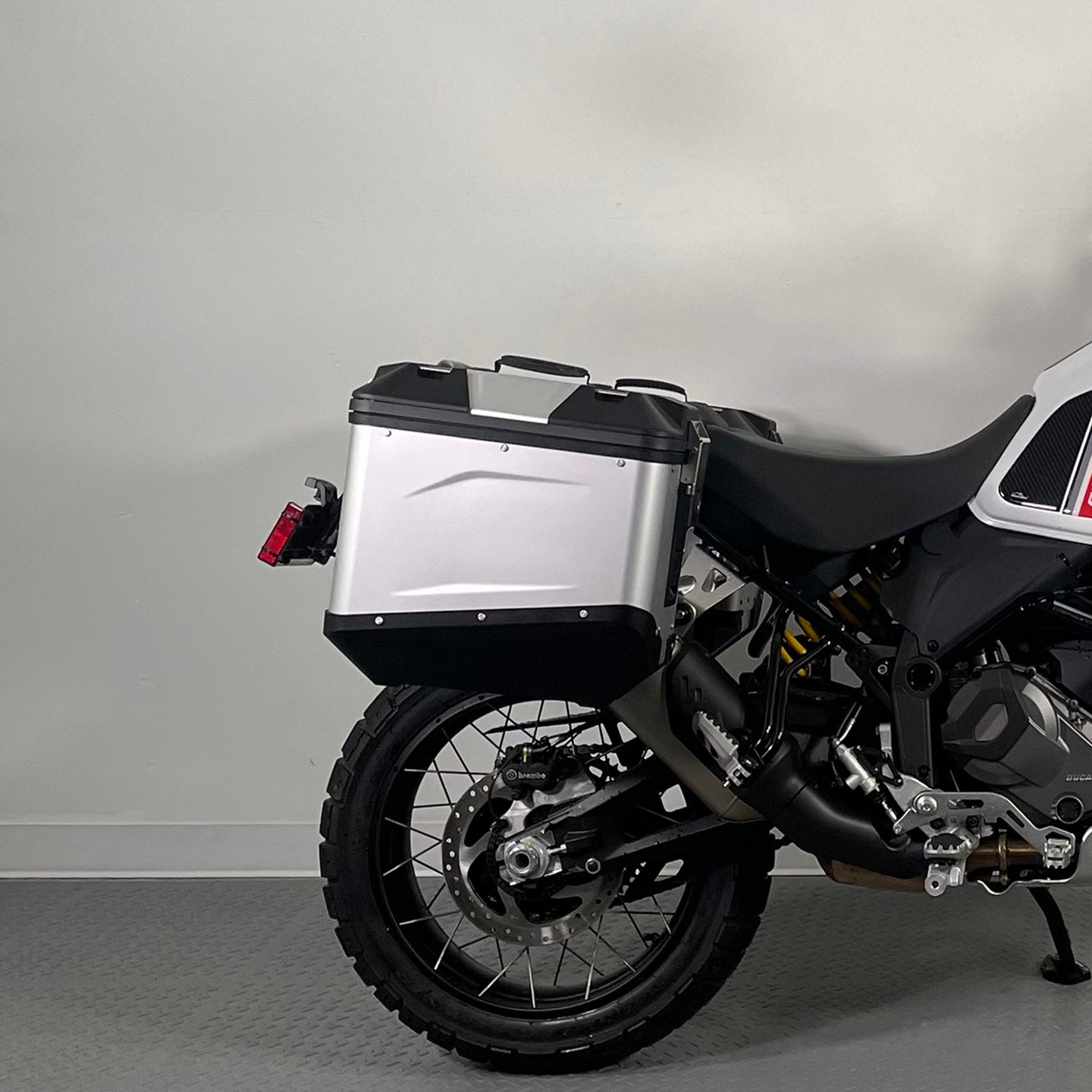 2023 Ducati Desert X (934 Miles)